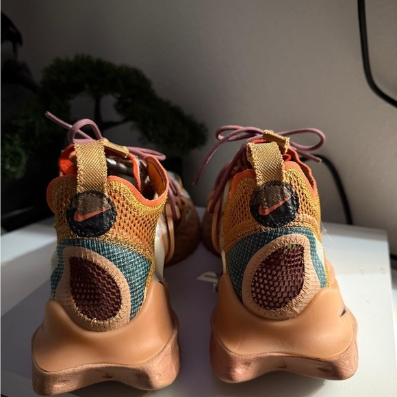 Nike Flow 2020 Athletic Shoes in Orange and Brown main image 6